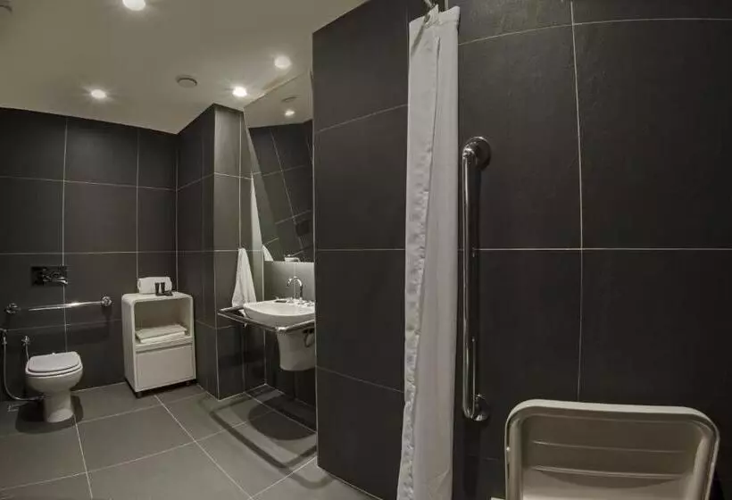 ホテル Ibis Styles Maracanau