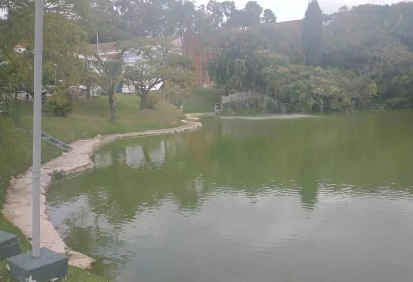 Hotelli Lago Azul