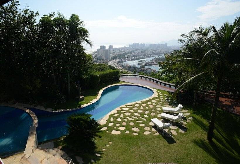 Hotel Le Chateaux Joá