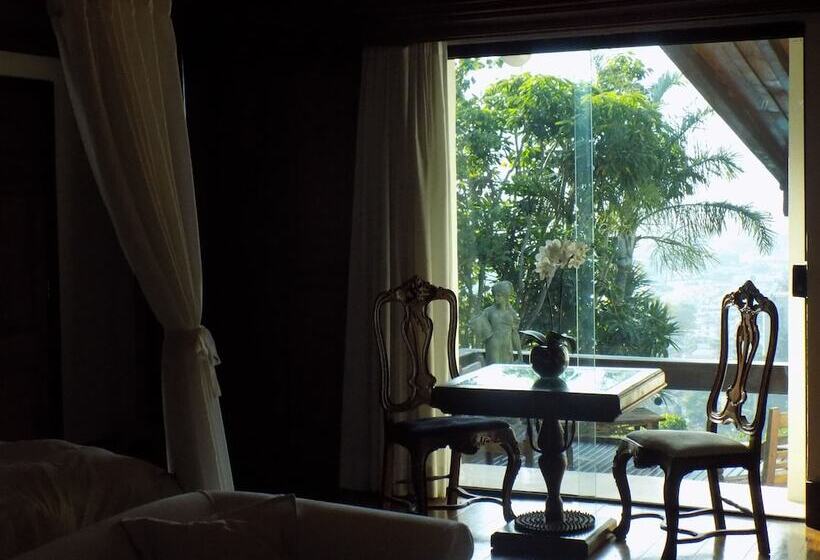 Hotel Le Chateaux Joá