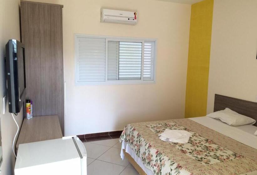 ホテル Restaurante Boitupesca