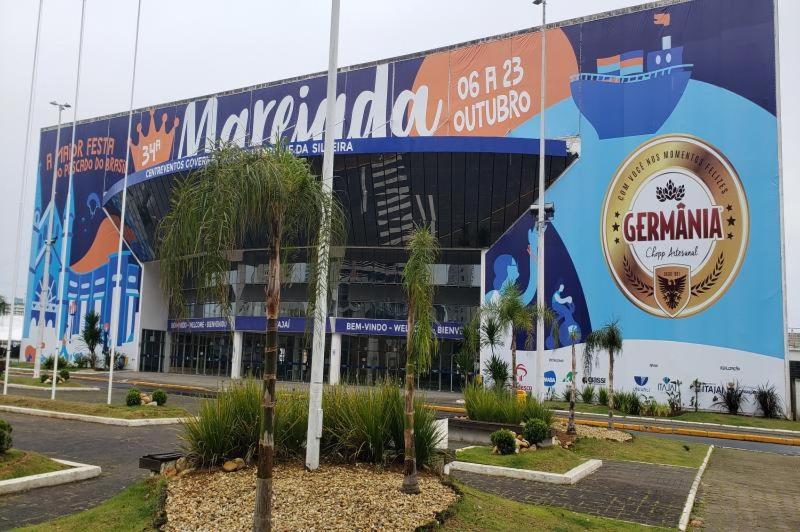 ホテル Rota Do Mar Inn Itajaí Navegantes