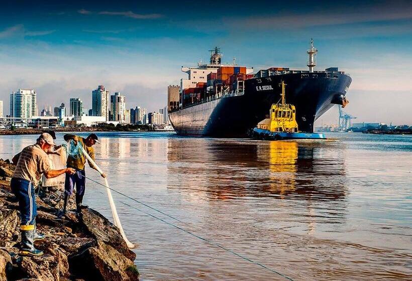 ホテル Rota Do Mar Inn Itajaí Navegantes