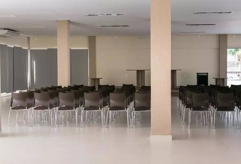 هتل Terceiro Milênio Ii