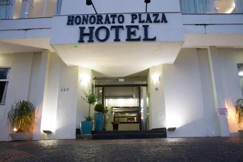 Hotelli Honorato