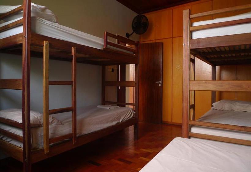 ホテル Lá Em Casa Hostel Pousada