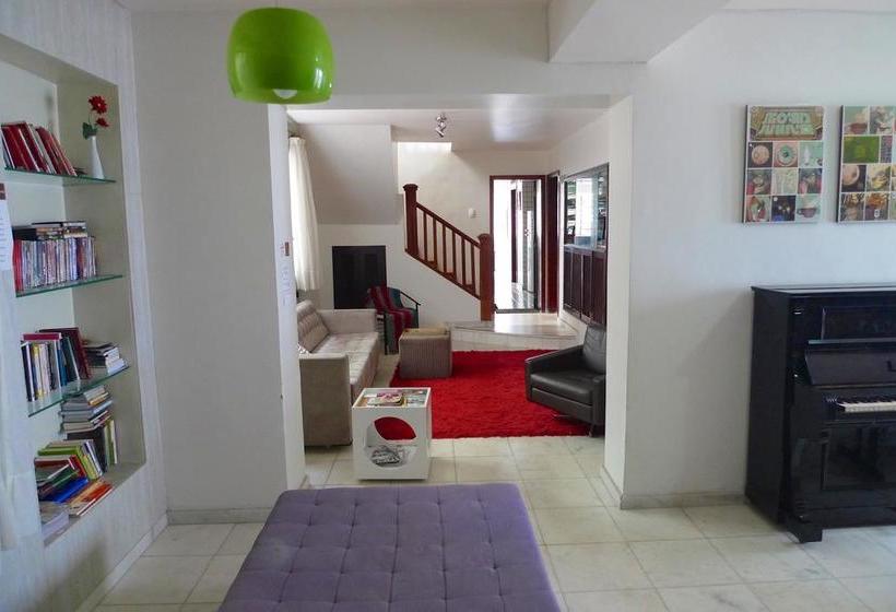 ホテル Lá Em Casa Hostel Pousada