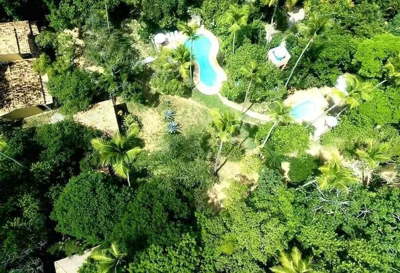 ホテル Pousada Araçás Village