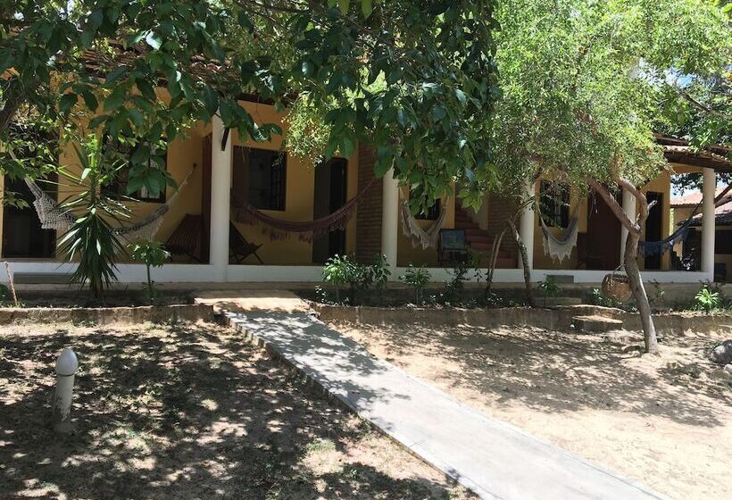 Hotel Pousada Araçás Village