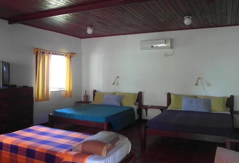 هتل Pousada Casa Da Edinha