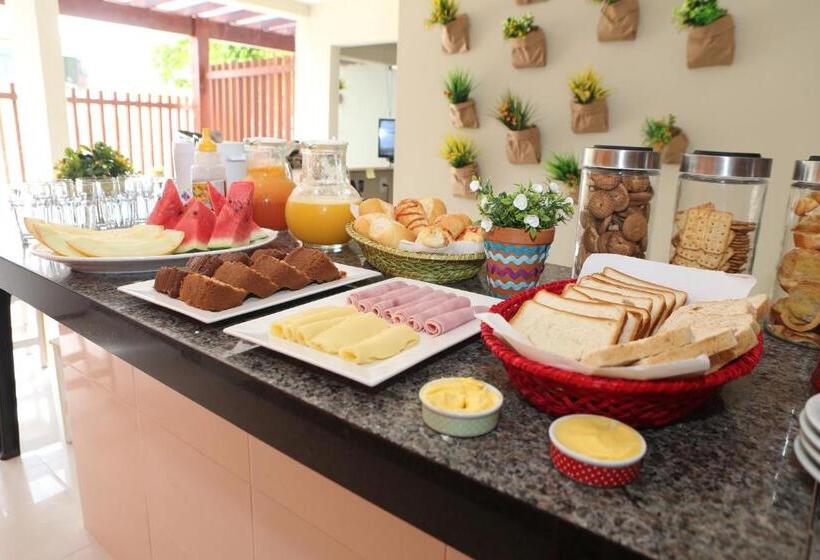 Anauê Pousada E Hostel