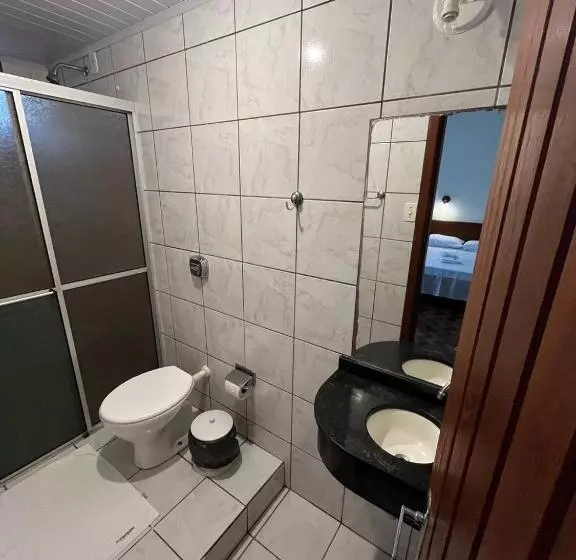 Acomodare Hotel  Sob Nova Direção