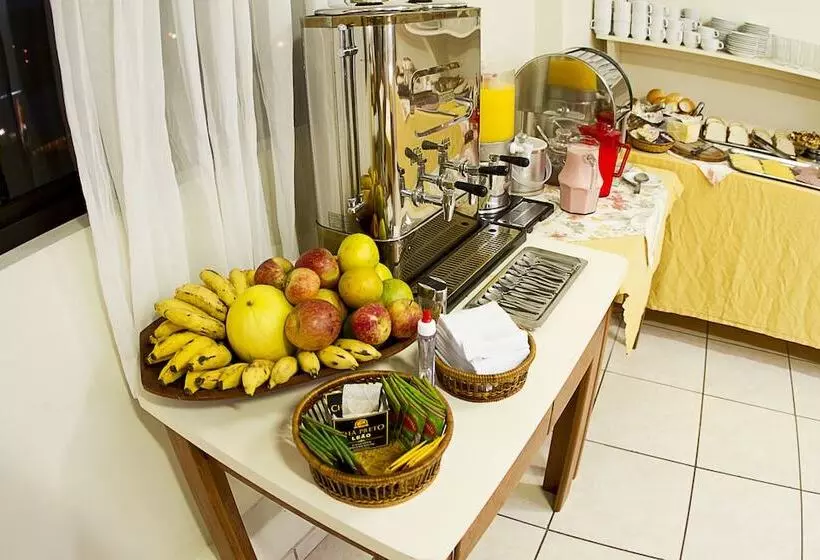 Acomodare Hotel  Sob Nova Direção