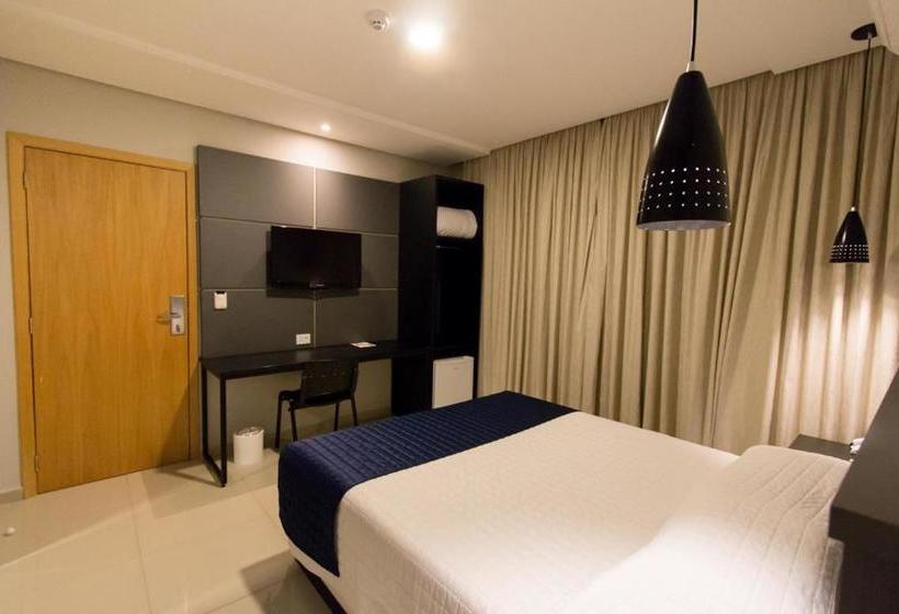 فندق Adria Premium