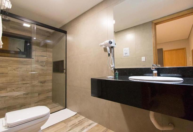 فندق Adria Premium