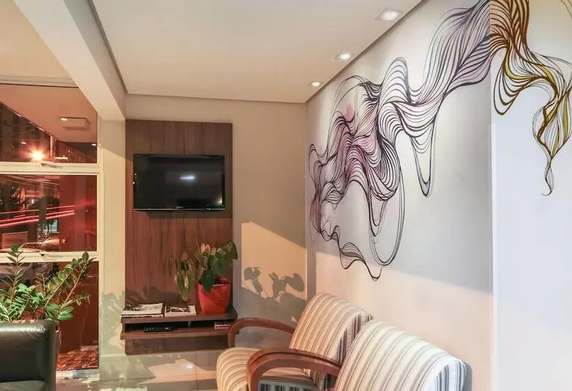 ホテル Copacabana Piracicaba