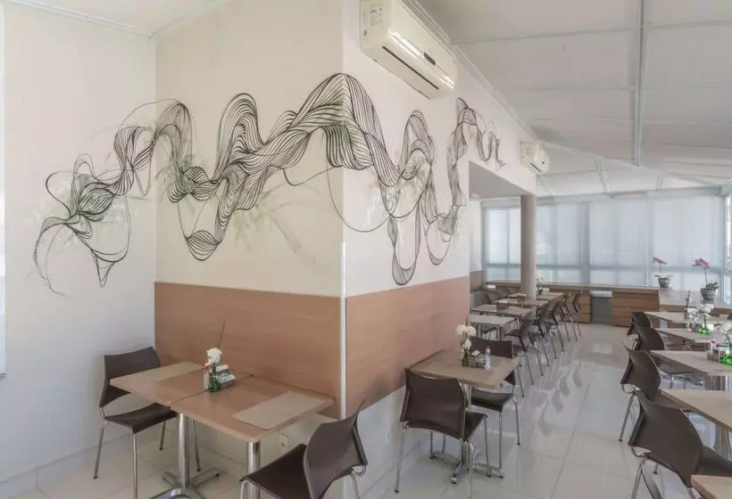 ホテル Copacabana Piracicaba
