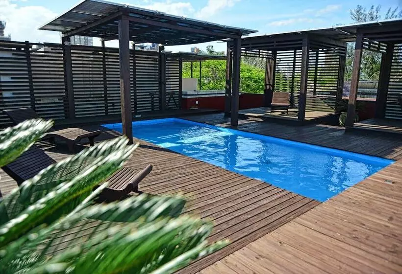 Hotelli De Rose Praia