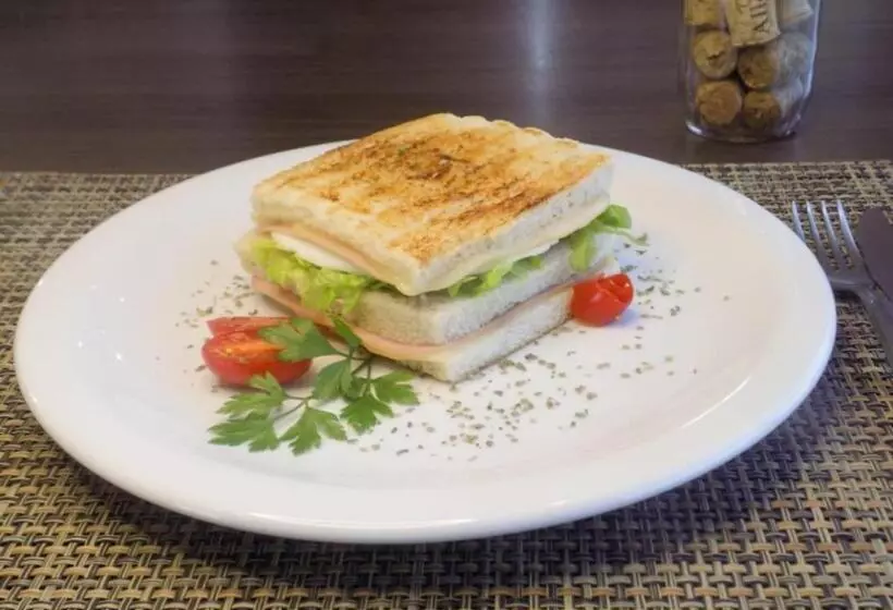 ホテル Locatelli