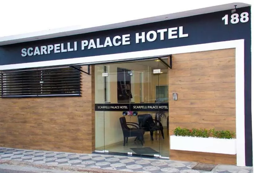 ホテル Scarpelli Palace
