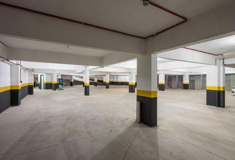 בית מלון כפרי Suntory