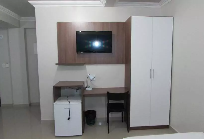 هتل Tapajós Center