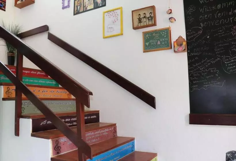 Retkeilymaja Pousada Liras Da Poesia