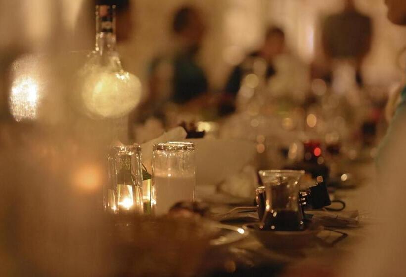 Aamiaismajoitus (B&B) Boreas Butik Hotel   Adults Only