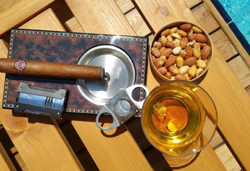 Aamiaismajoitus (B&B) Boreas Butik Hotel   Adults Only