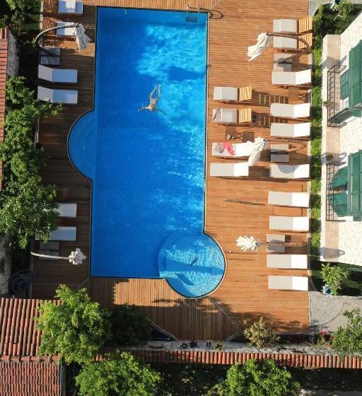 Aamiaismajoitus (B&B) Boreas Butik Hotel   Adults Only