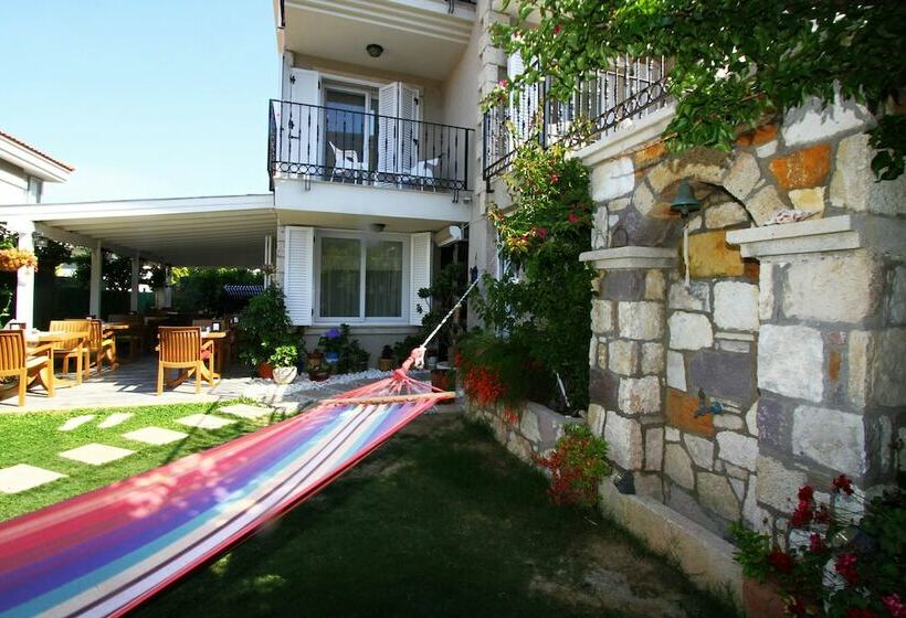 住宿加早餐  Kandira Butik