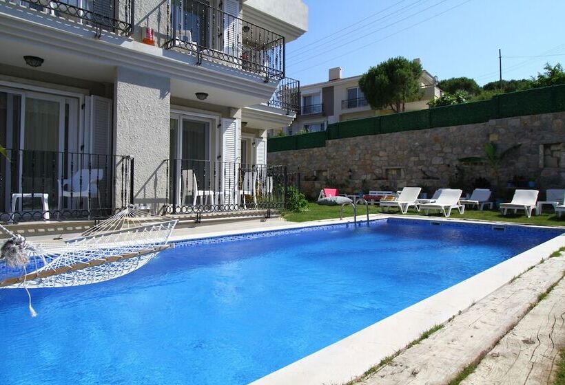 住宿加早餐  Kandira Butik