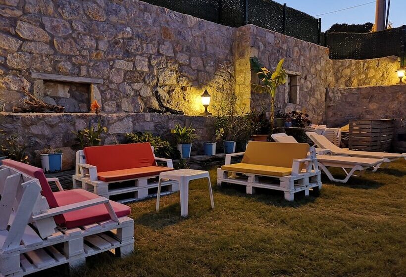 住宿加早餐  Kandira Butik