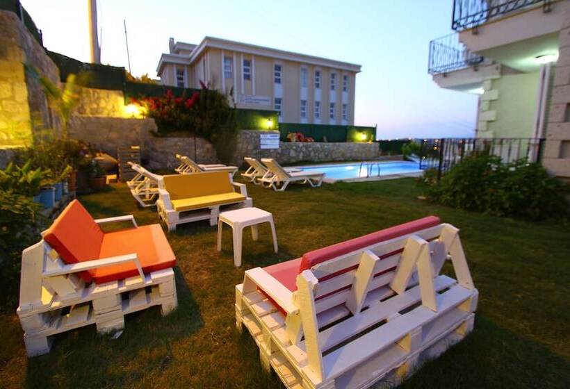 住宿加早餐  Kandira Butik