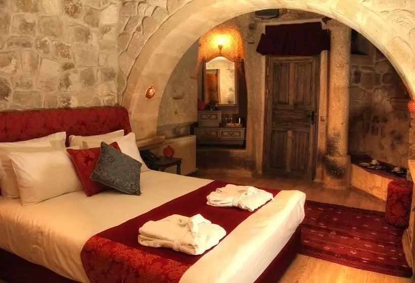 تختخواب و صبحانه Tulpar Cave