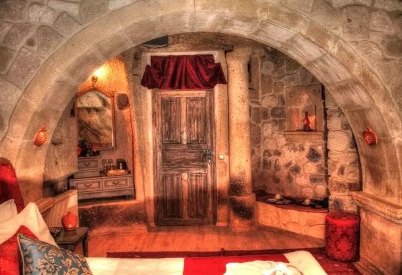 تختخواب و صبحانه Tulpar Cave
