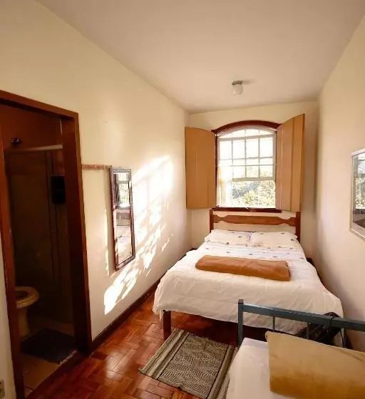 Brumas Ouro Preto Hostel E Pousada