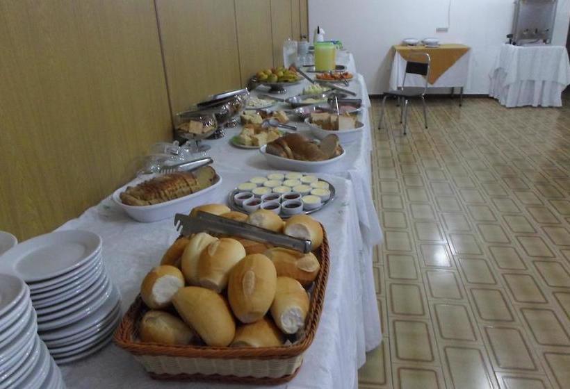 בית מלון כפרי 15 De Julho