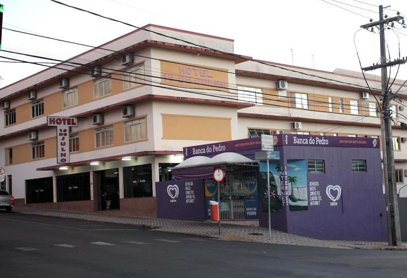 בית מלון כפרי 15 De Julho