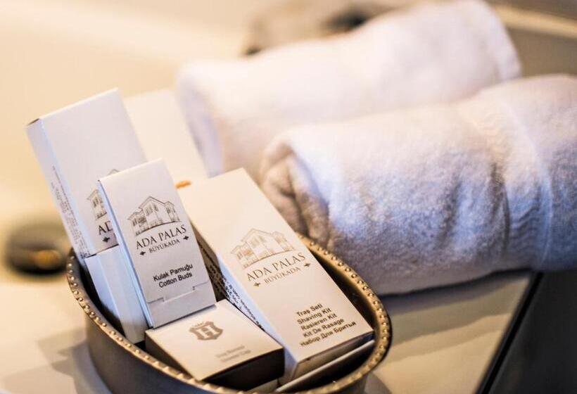 호텔 Ada Palas Buyukada