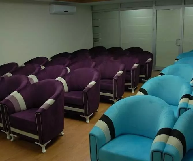Demosan City Otel