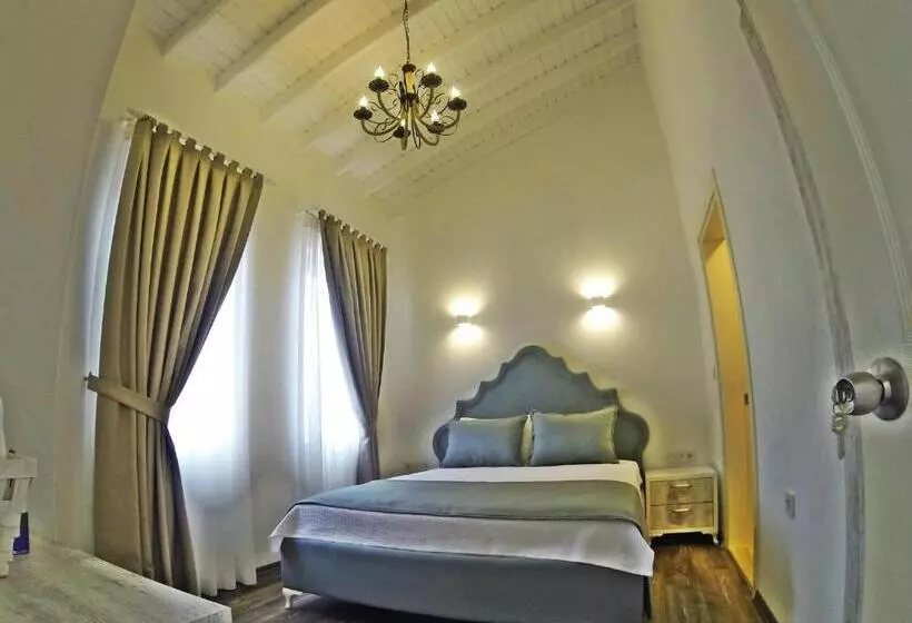 هتل Faro Alacati
