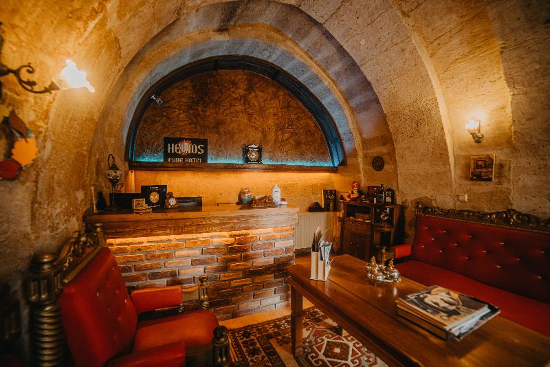 هتل Helios Cave
