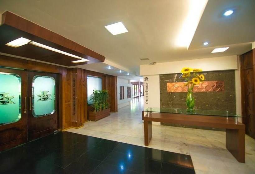 هتل Itaimbe Palace