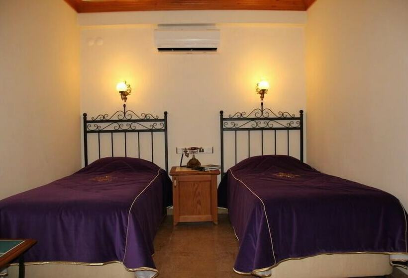 فندق Konak Tuncel Efe