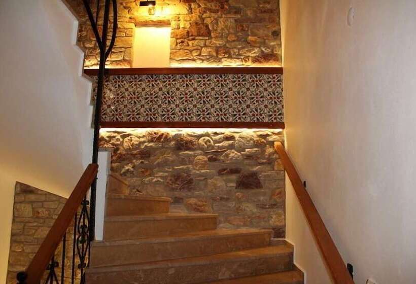 فندق Konak Tuncel Efe