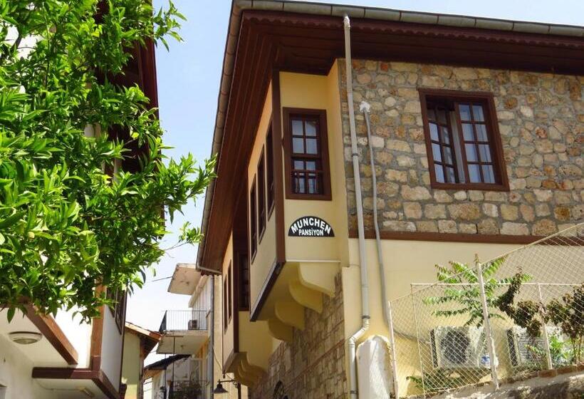 هتل Munchen Pension