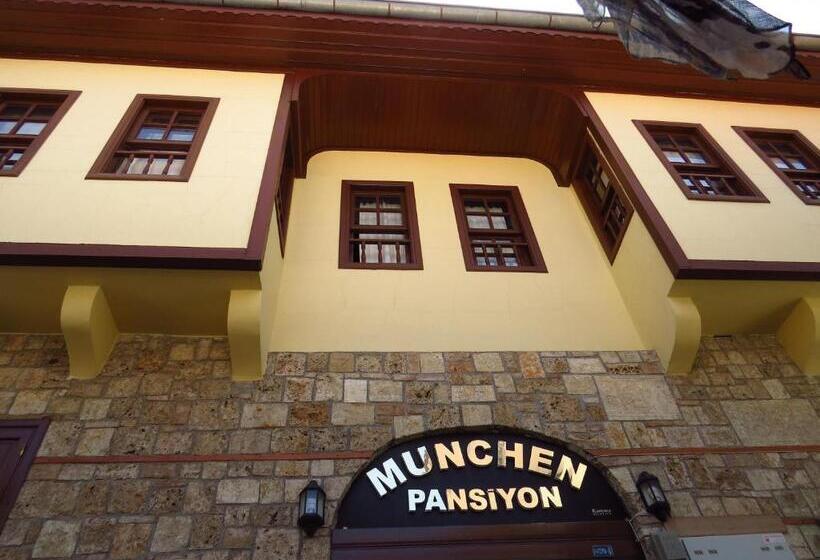 هتل Munchen Pension