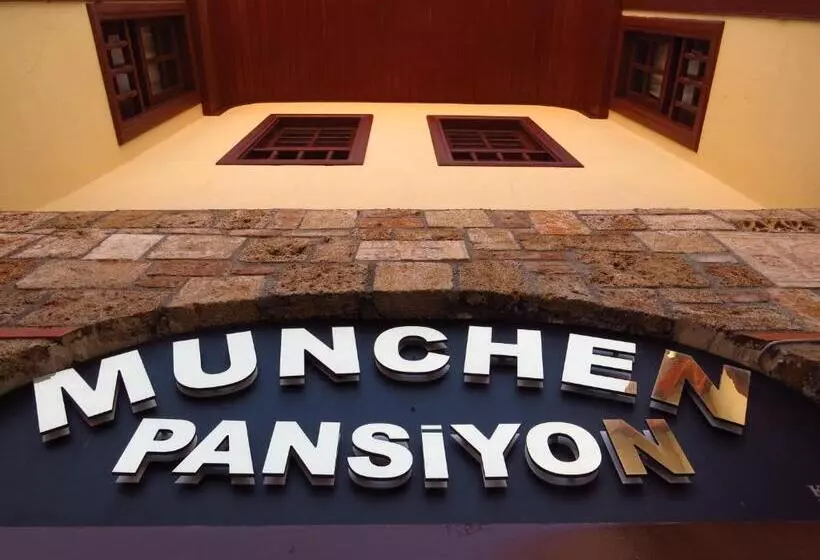 هتل Munchen Pension