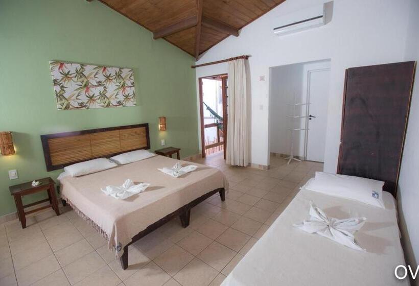 Praia Do Forte Hostel